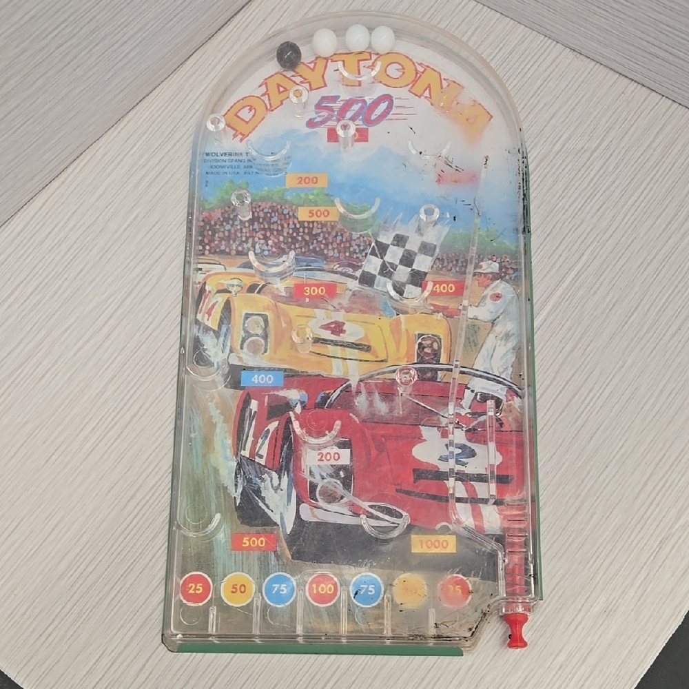 Daytona 500 Kids Racing Game - Red and Yellow